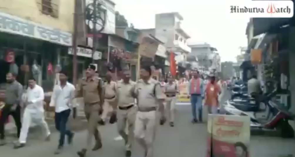 Durga Vahini organized a street march of its members where participants raised inflammatory slogans