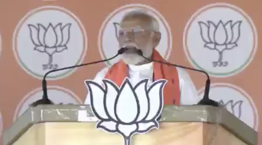PM Modi delivers hate speech in Dumka
