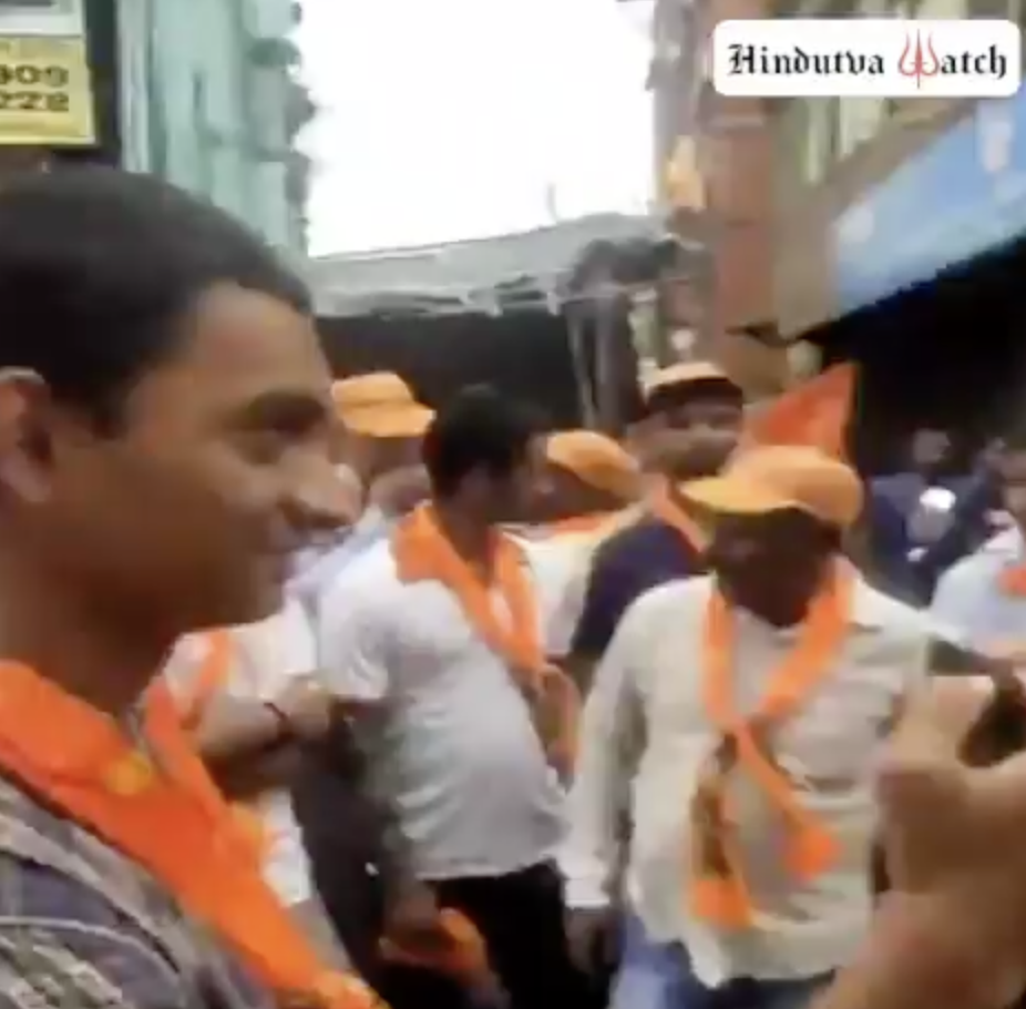 Antarrashtriya Hindu Parishad leader delivers dangerous speech with open threats of violence on the streets of Mumbai