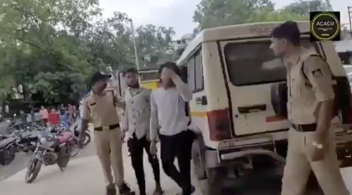 Police arrests four Muslim youths for waving Palestinian flag during the Muharram procession in Khandwa