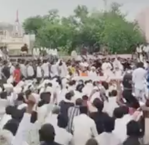 At a protest, a Hindu far-right leader promotes the anti-Muslim conspiracy theory of “love jihad”