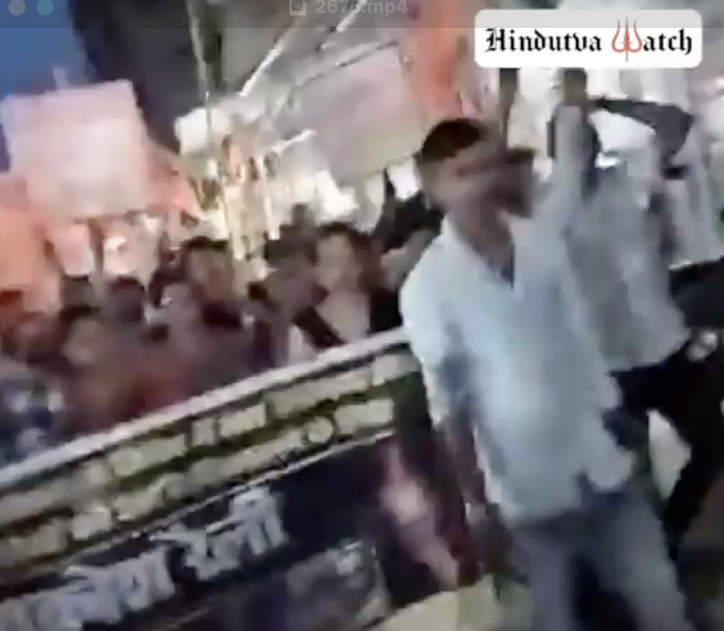 At a rally in support of Bangladeshi Hindus, one far-right leader called Indian Muslims “termites” and advocated economic boycott