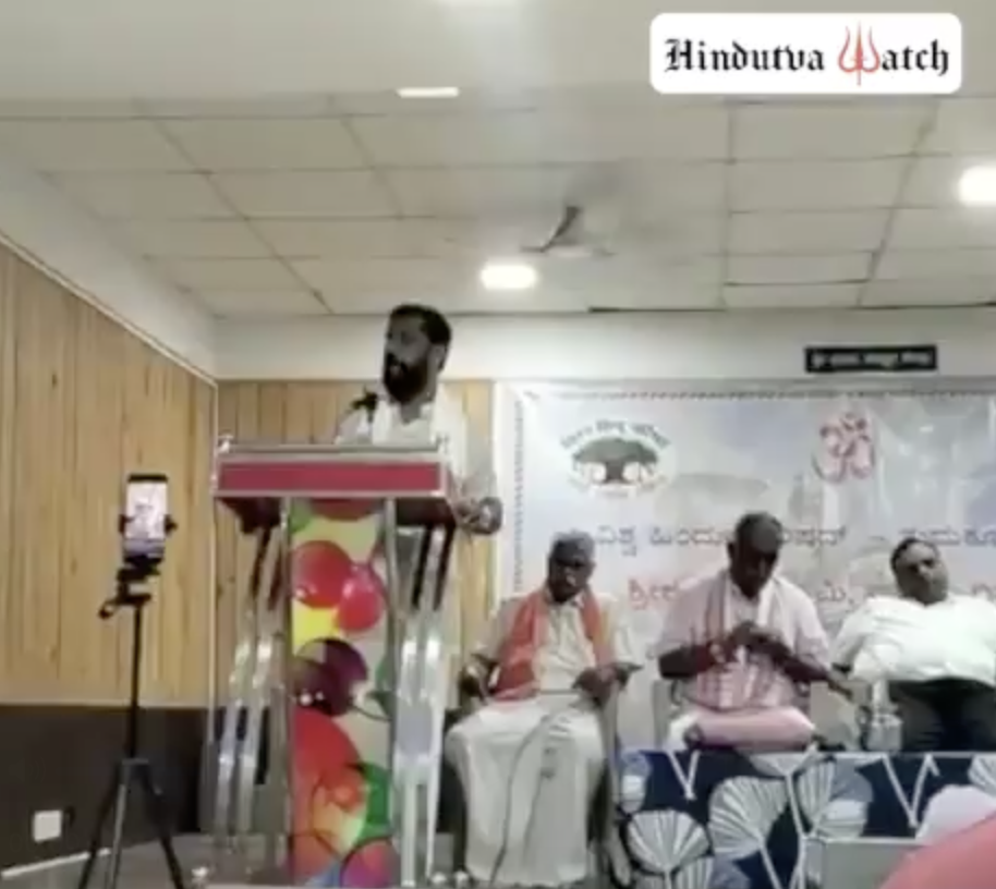 Vishwa Hindu Parishad-Bajrang Dal leader promotes fear and hate towards Muslims, while peddling bogus conspiracy of “love jihad” in Tumkur