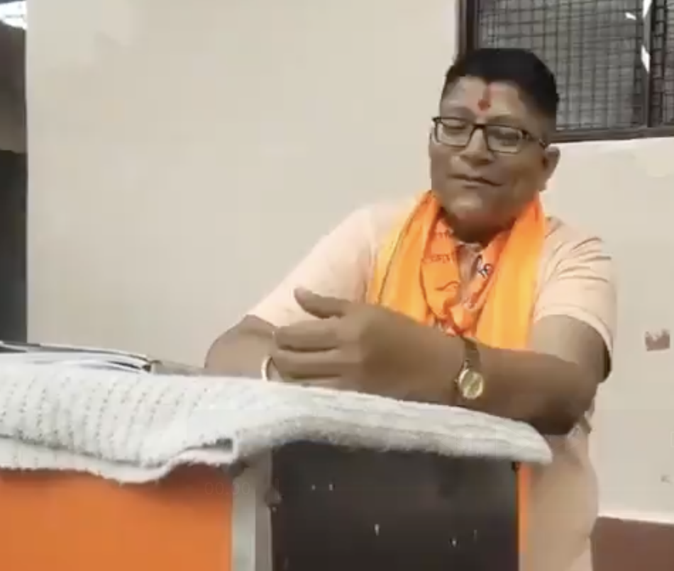 Vishwa Hindu Parishad -Bajrang Dal fear mongers against Muslims, calls to keep an eye out for Bangladeshis