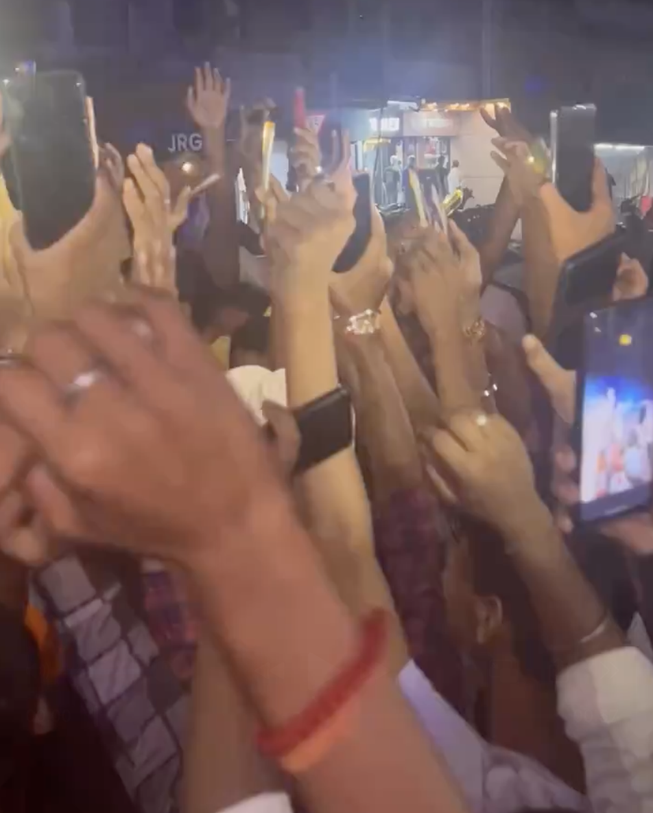 Vishwa Hindu Parishad-Bajrang Dal leader Aman Kumar administers oath against “love jihad”