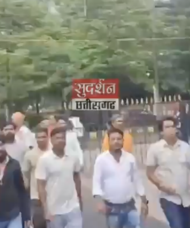 Hindu groups staged a protest against muslims raising Palestinian flag in solidarity with Palestinians during Eid Milad-Un-Nabi in Bilaspur
