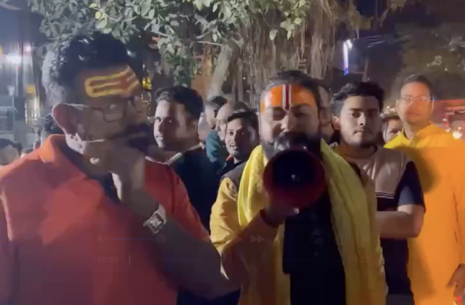 Right-wing leader Aman Kumar threatens non-Hindus over a mic at a Garba event