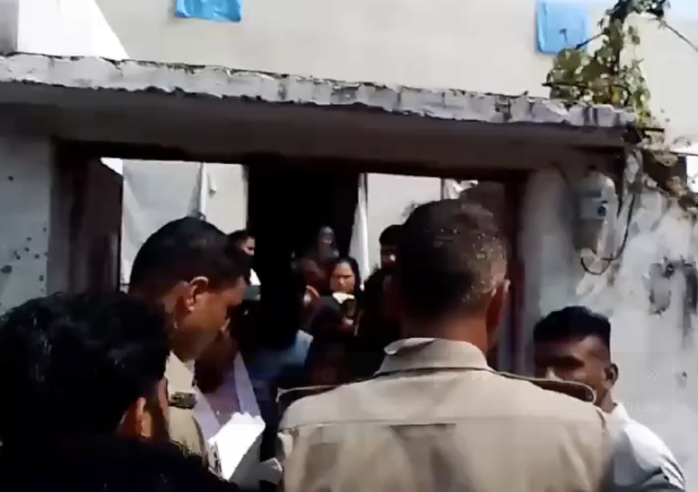 Bajrang Dal, Police disrupted a Christian prayer meeting alleging illegal conversion