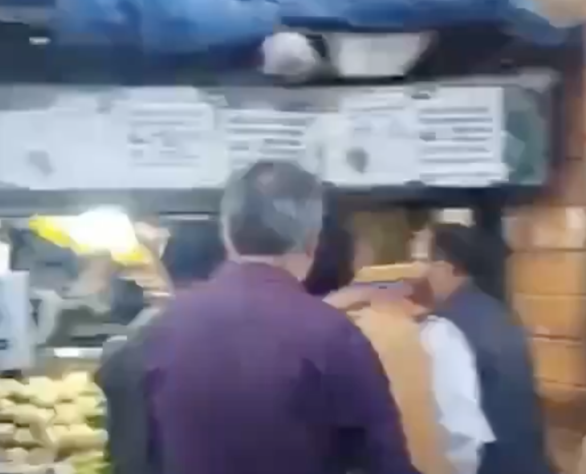 Devbhoomi Sangharsh Samiti install boards of ‘Sanatan Sabji Wala’ on Hindu stalls to identify & boycott muslim vegetable sellers