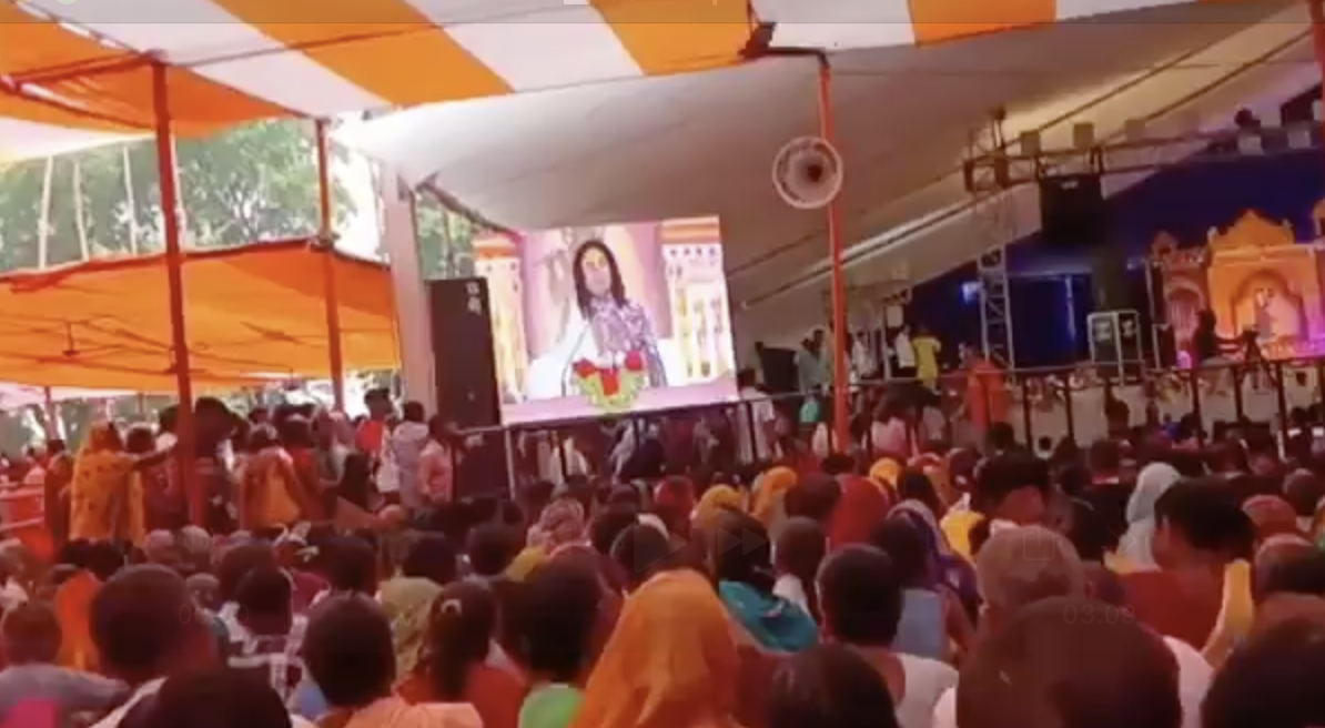 Monk Aniruddhacharya promotes anti-Muslim conspiracy of “love jihad” during his katha event in Bihar