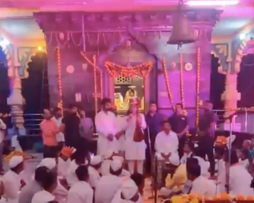 Hindu Rashtra Sena chief Dhananjay Desai promotes anti-Muslim conspiracy of “love jihad”