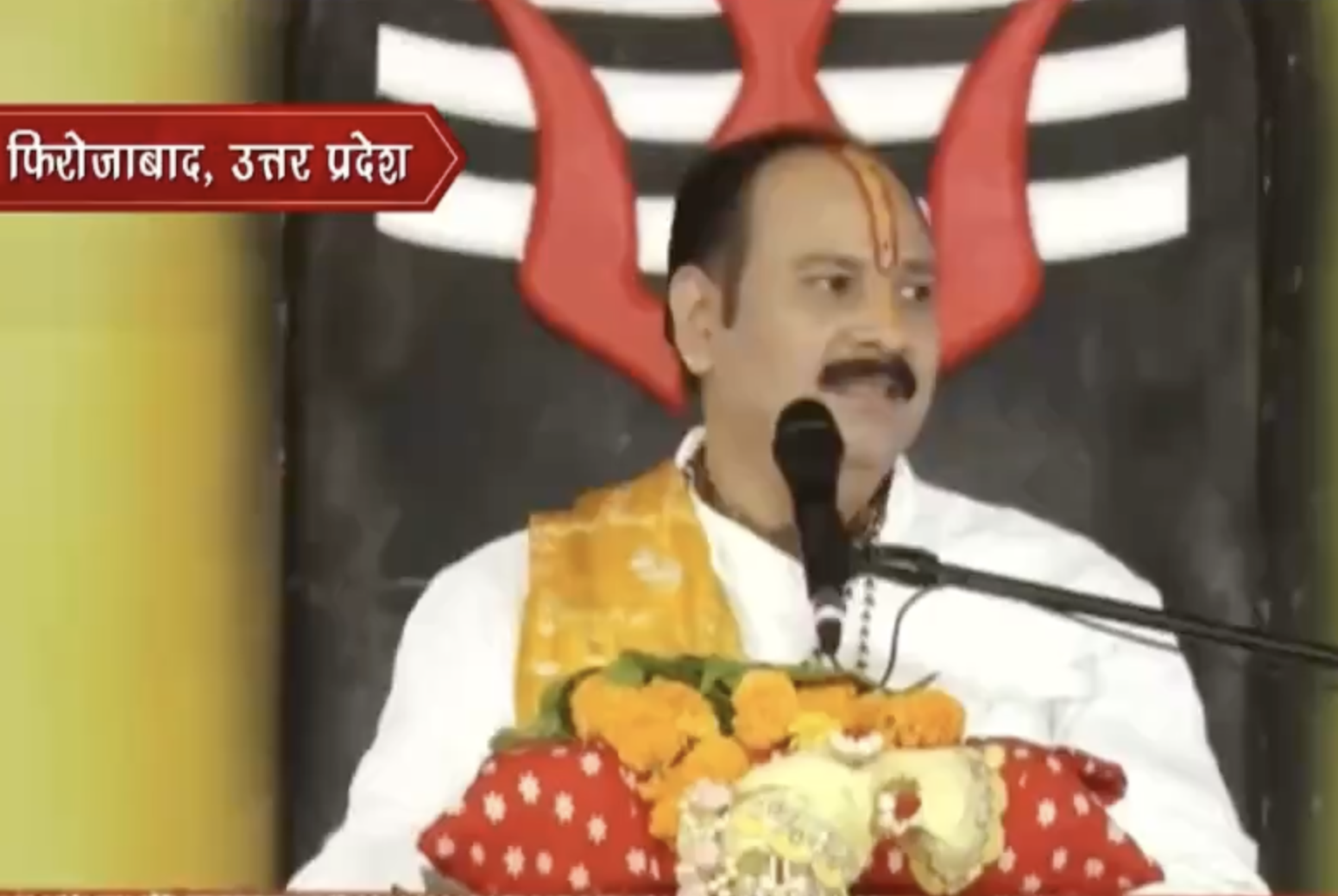 Religious narrator Pandit Pradeep Mishra promotes anti-Muslim conspiracy theory in Firozabad