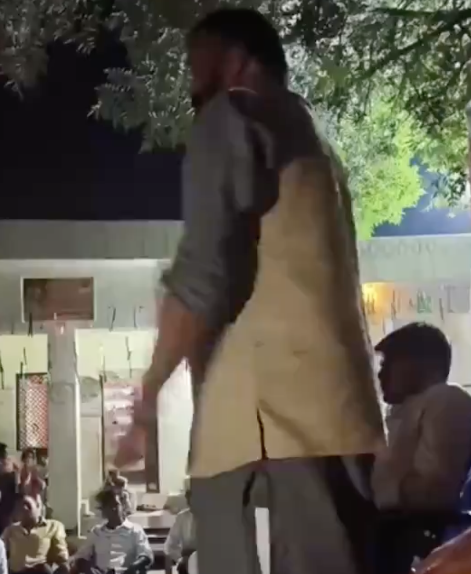 AHP-Rashtriya Bajrang Dal leader Manoj Singh delivers fear-speech