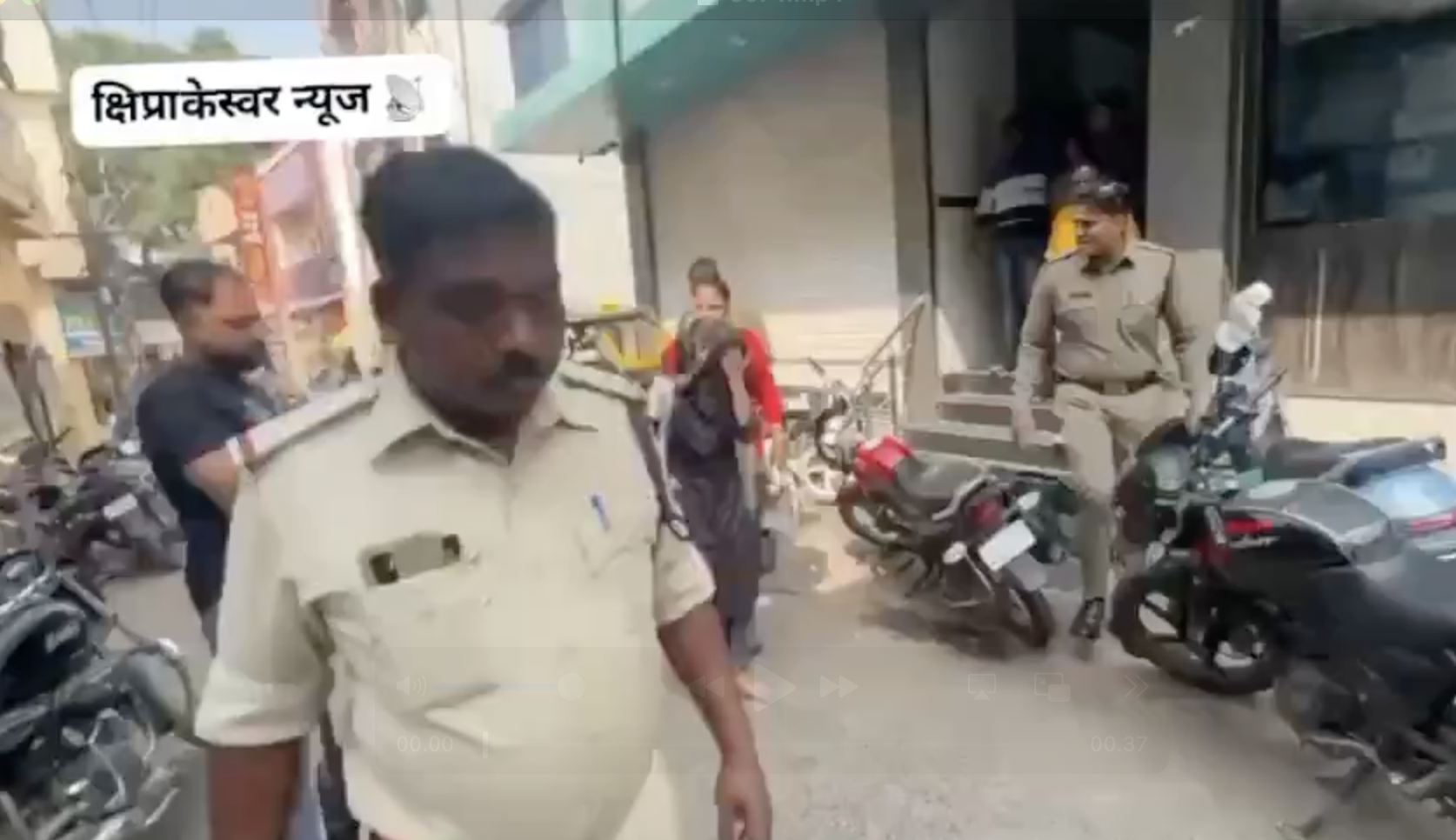 Bajrang Dal members target an interfaith couple in Ujjain