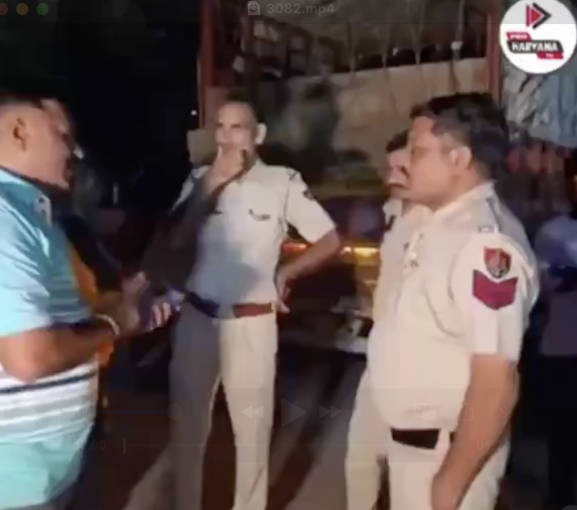 Bajrang Dal members stopped a truck over false allegations of smuggling cows