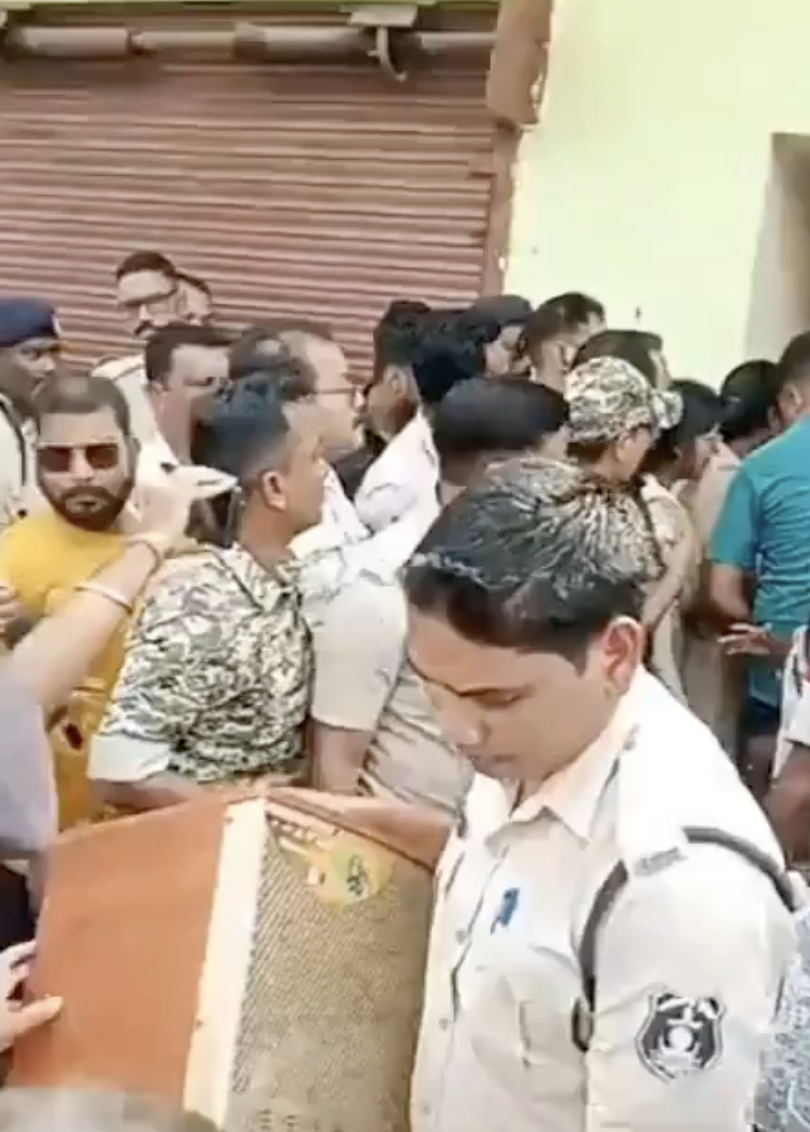 Hindu nationalists raided a Christian prayer meet in Rajgarh