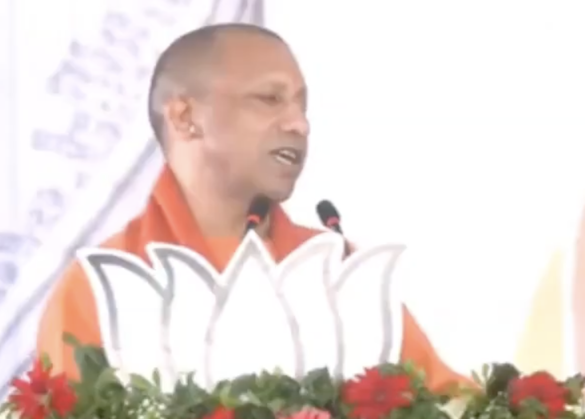 BJP leader Yogi Adityanath delivers hate speech in Akola