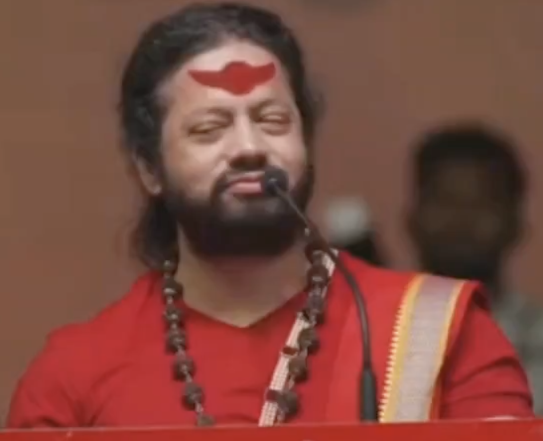 Monk Kalicharan Maharaj delivers anti-Muslim hate speech in Ahmednagar