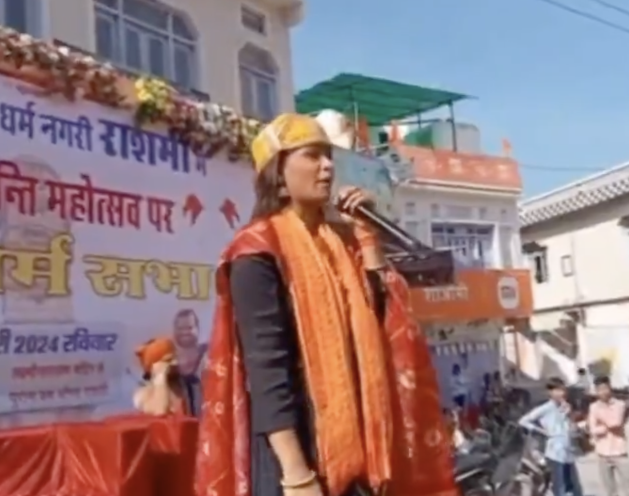 Far-right influencer at festival warns of ‘love jihad,’ calls for reclaiming Kashi and Mathura