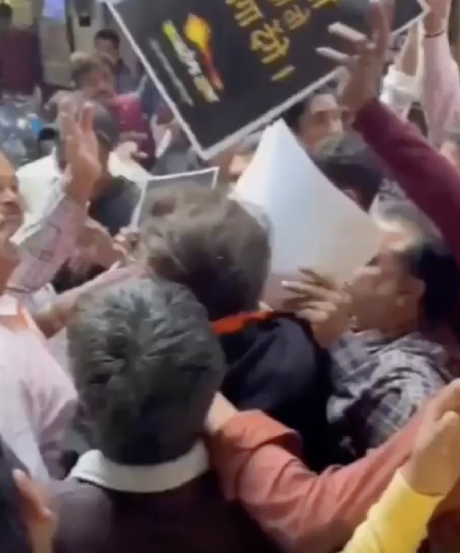 VHP-Bajrang Dal Posters Threaten Violence Against Alleged Bangladeshi Migrants