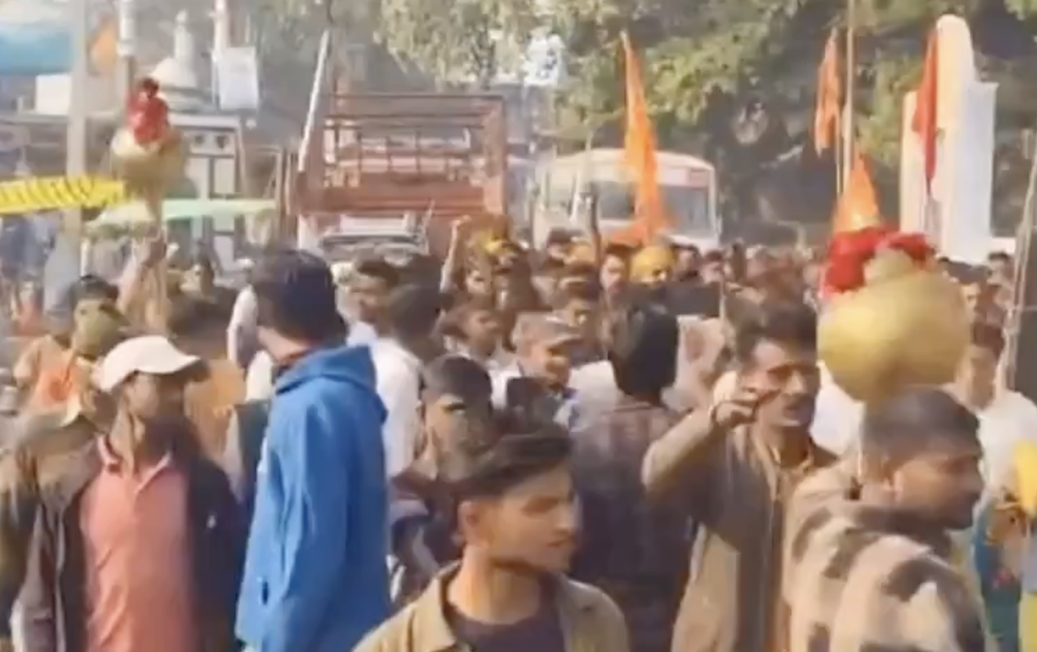 VHP-Bajrang Dal Attendees Brandish Swords at ‘Shaurya Yatra’ Rally