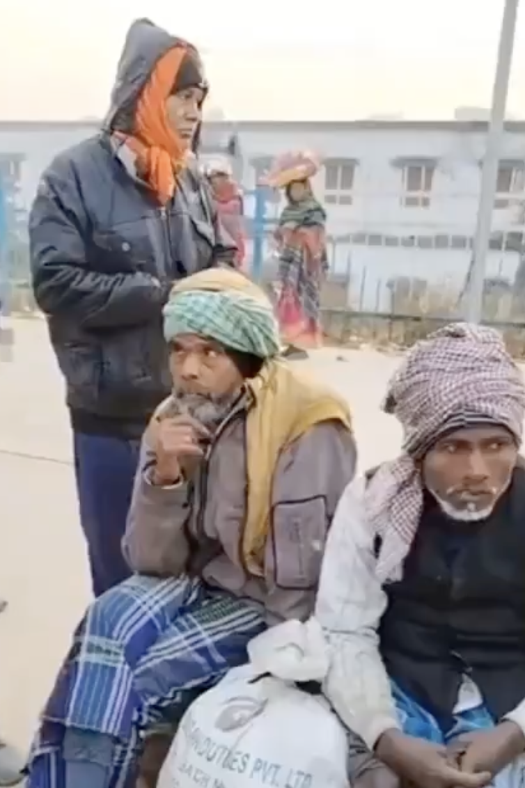 Bajrang Dal Leader Harasses Muslim Men at Railway Station, Accuses Them of Being Rohingyas