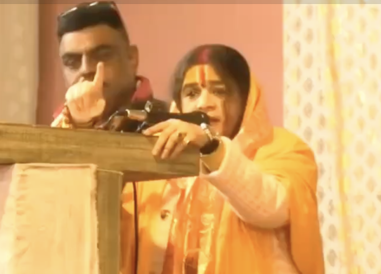 Hindu Monk Calls for Erasing Mosques and Mazars, Threatens Violence Against Muslims