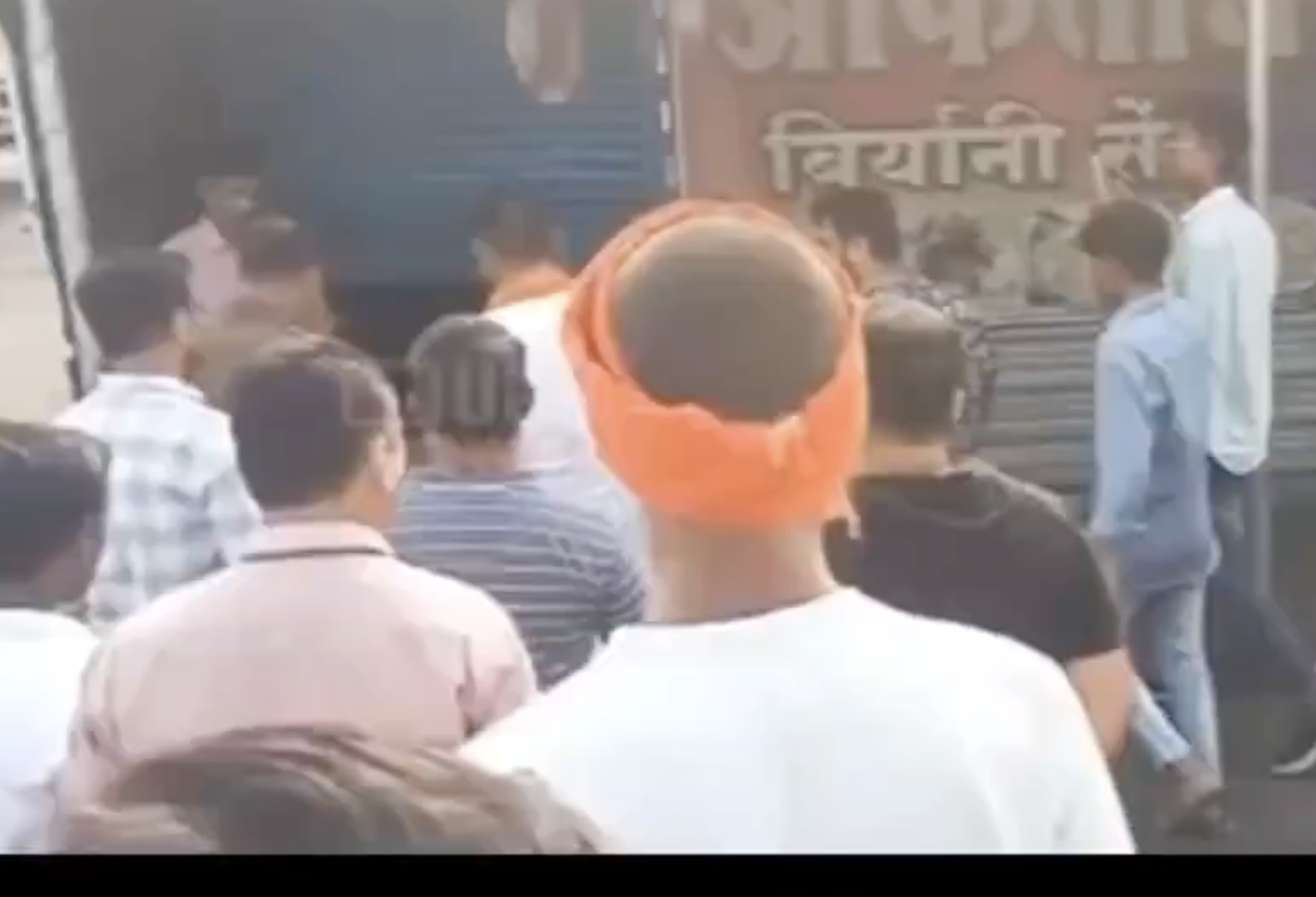 Bajrang Dal Forces Closure of Two Muslim-Owned Restaurants Over Baseless Beef Accusations