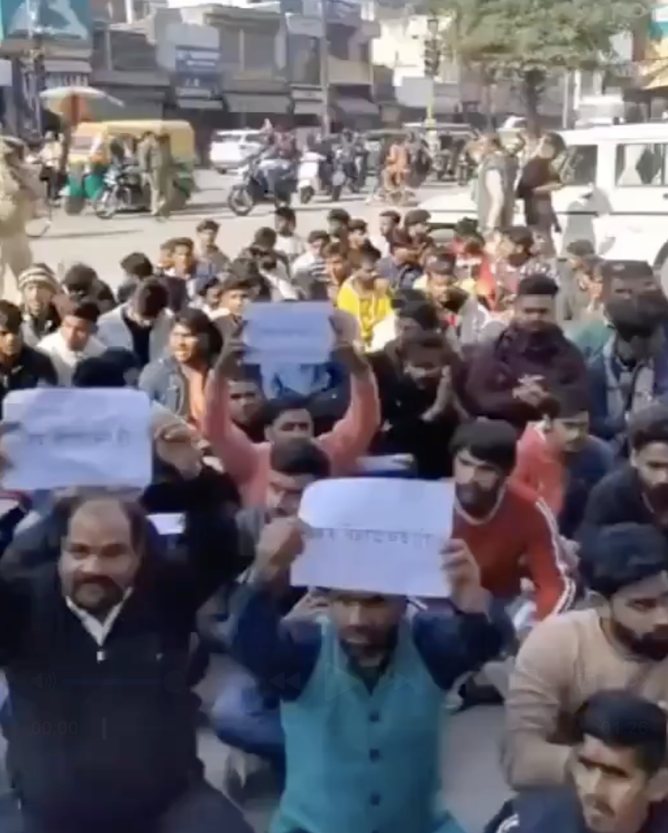 VHP-Bajrang Dal Protest Against ‘Cow Slaughter’ and ‘Love Jihad,’ Block Road, Chant Hanuman Chalisa