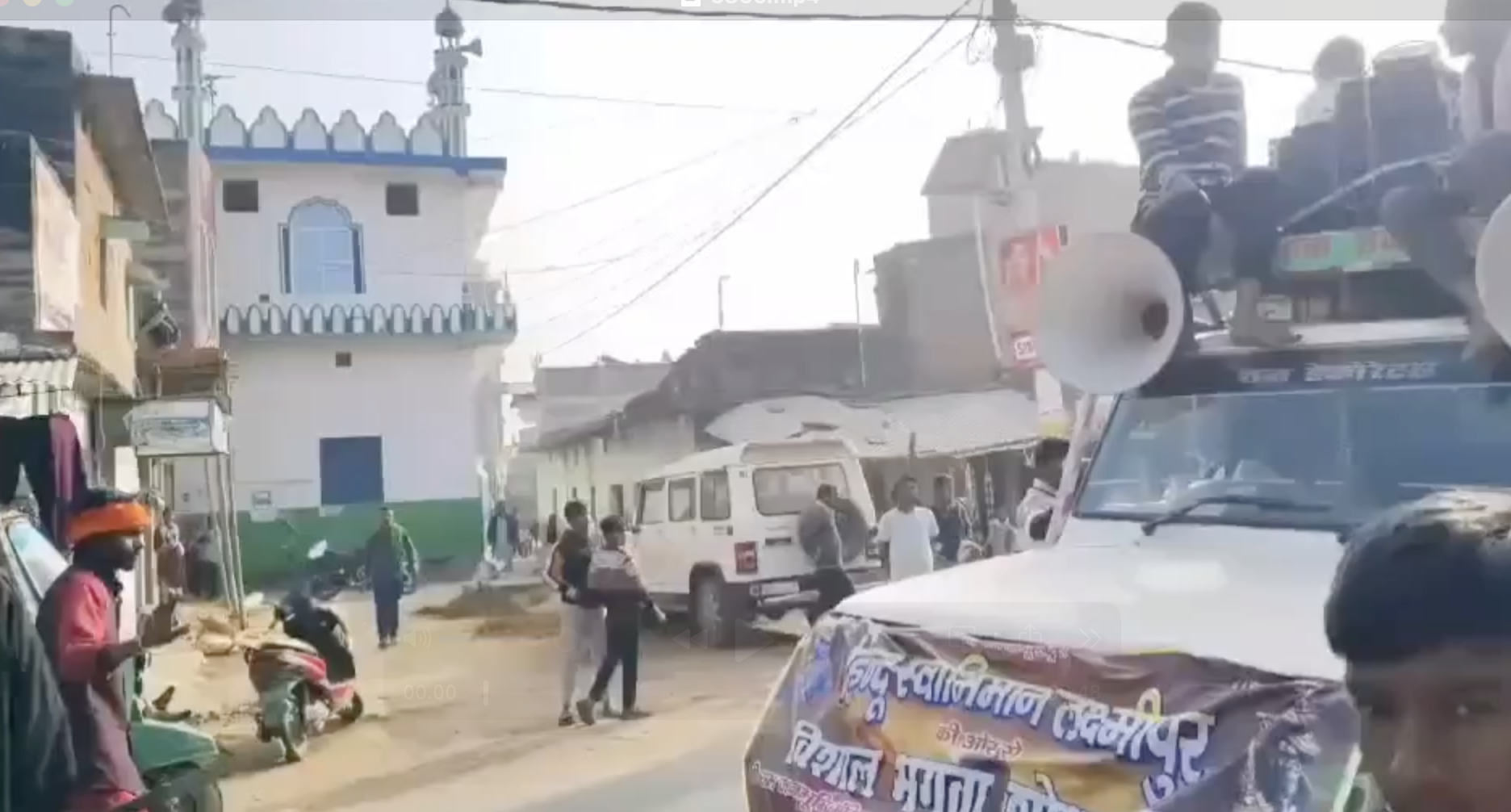 Hindu Swabhiman Sena Marks Ram Mandir Anniversary with Sword Rally Near Mosque