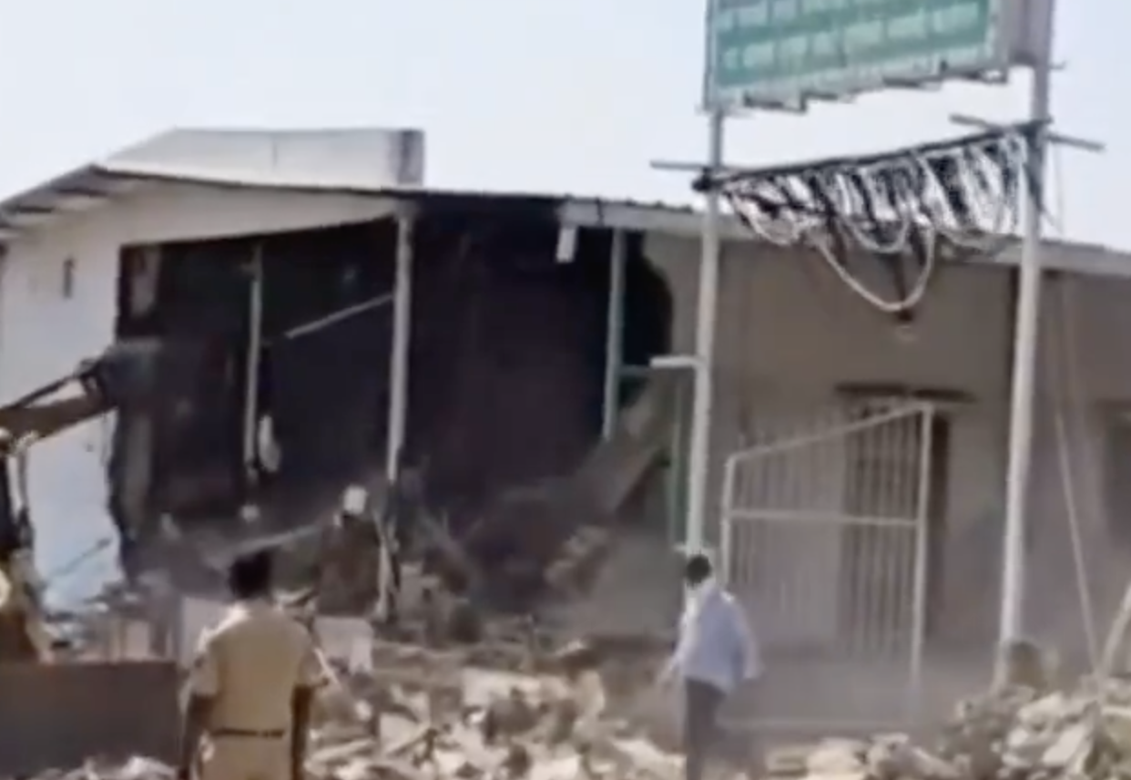 VHP & Bajrang Dal Pressure Authorities to Demolish Mosque, Madrasa, & Graveyard in Pune