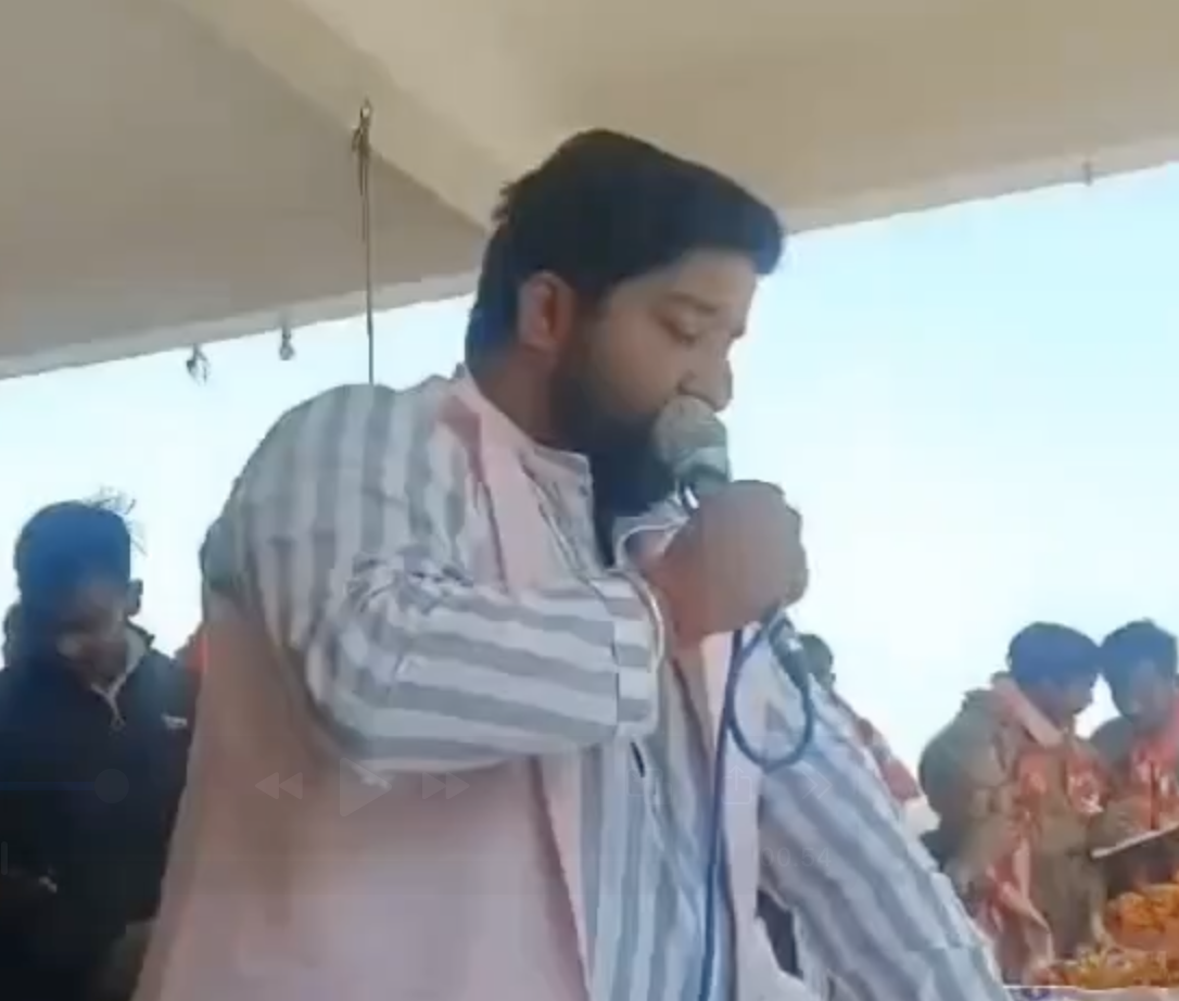 Kesariya Hindu Vahini Leader Pawan Rastogi Leads Oath for Establishing ‘Hindu Rashtra’