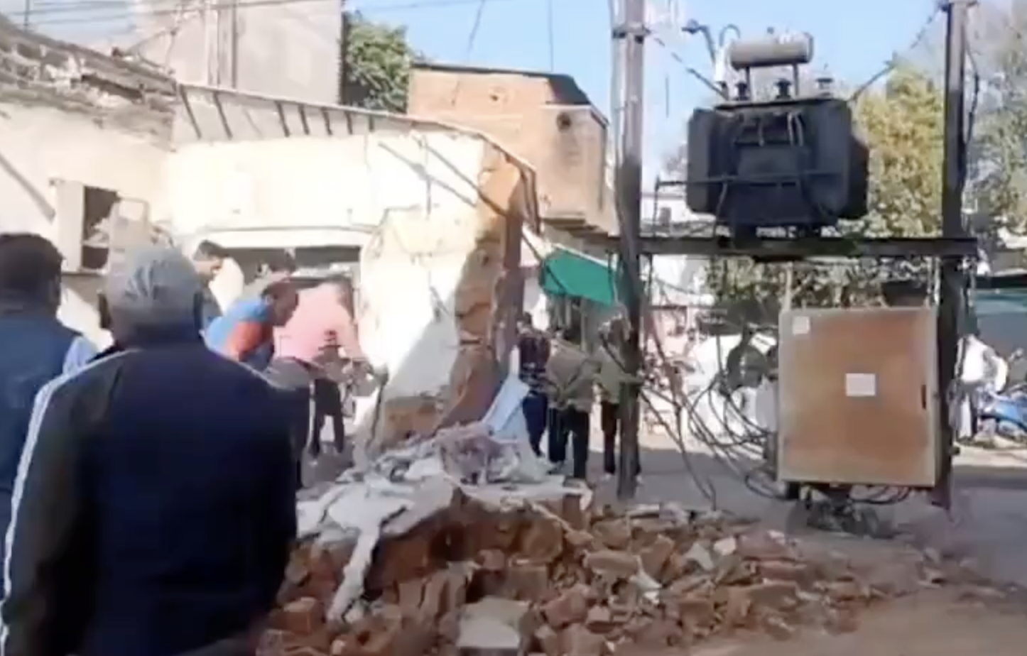 Administration Demolishes Two Muslim-Owned Shops Overnight, Owners Allege Selective Targeting