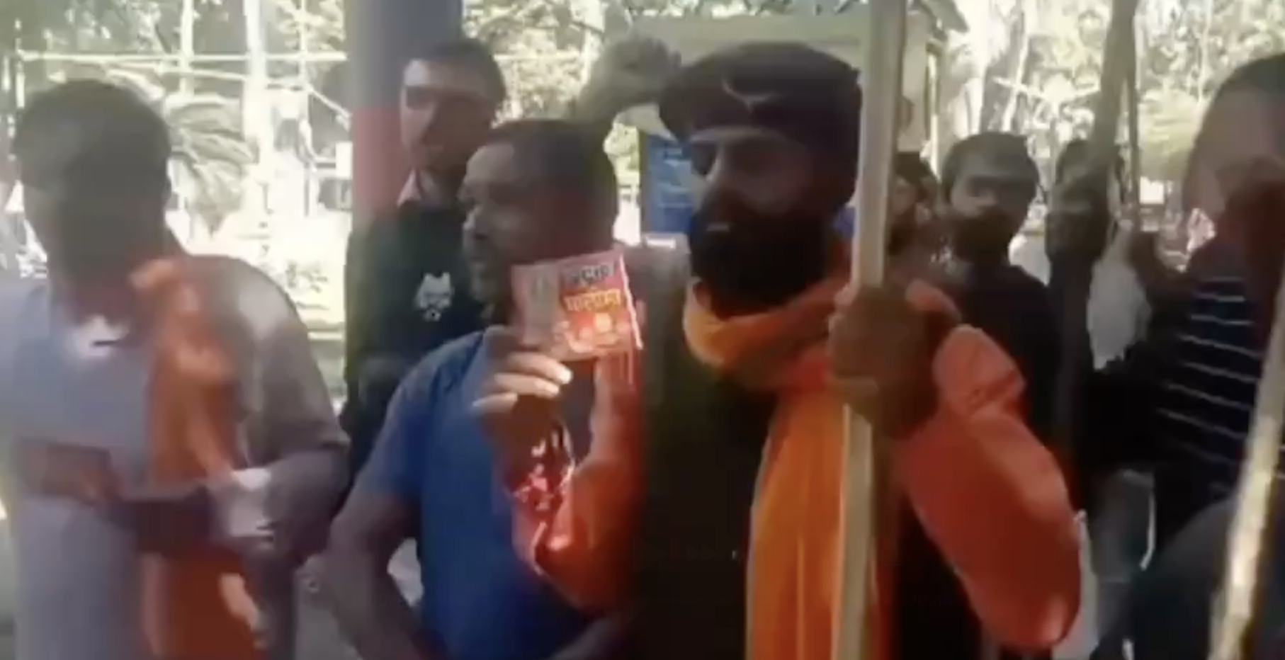 Shiv-Bhavani Sena Armed with Lathis Patrol Parks, Chant Threats Against Couples