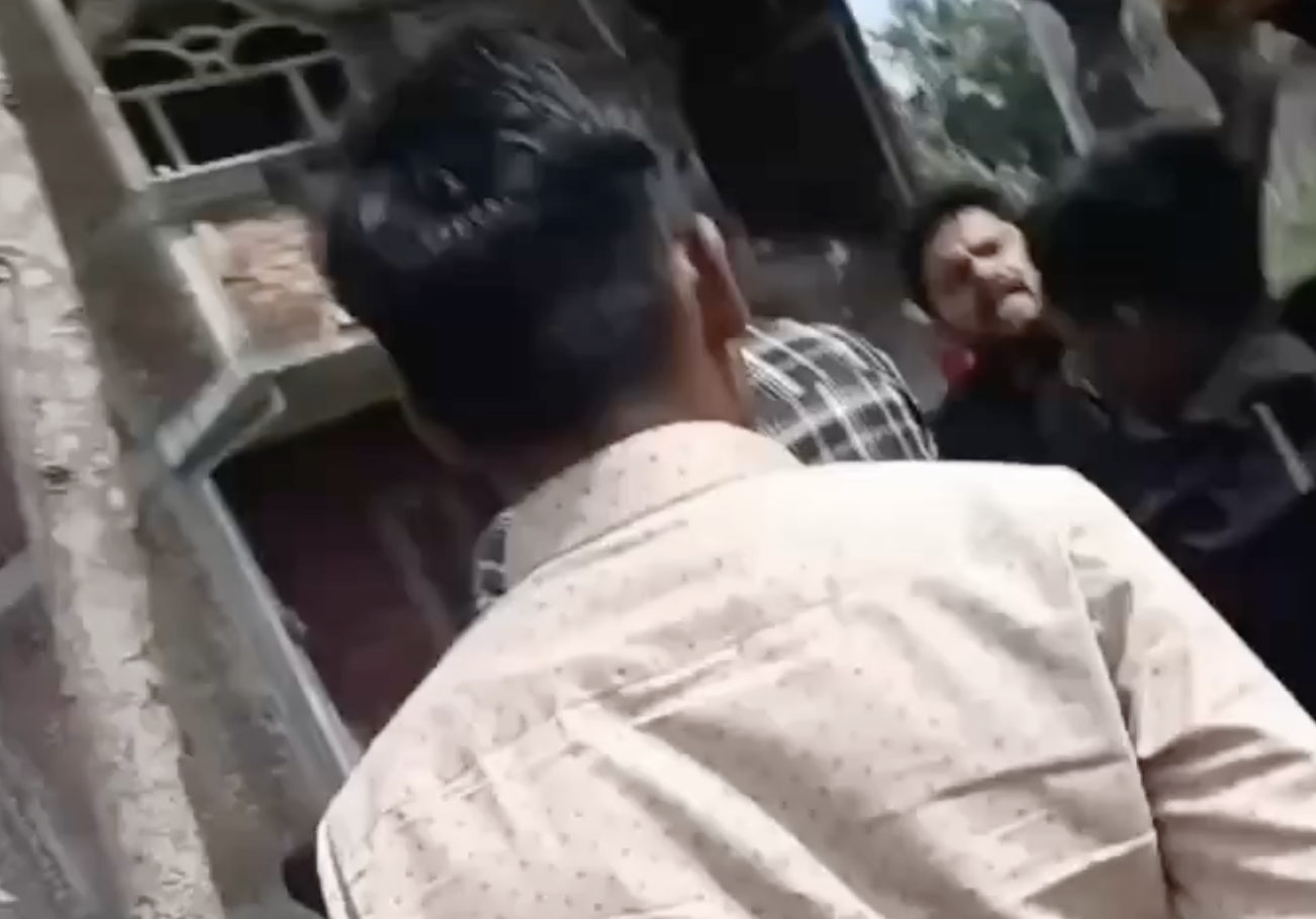 Bajrang Dal Detains and Assaults Pastor, Seizes Bibles, Alleges ‘Anti-National’ Conversions in Siwan