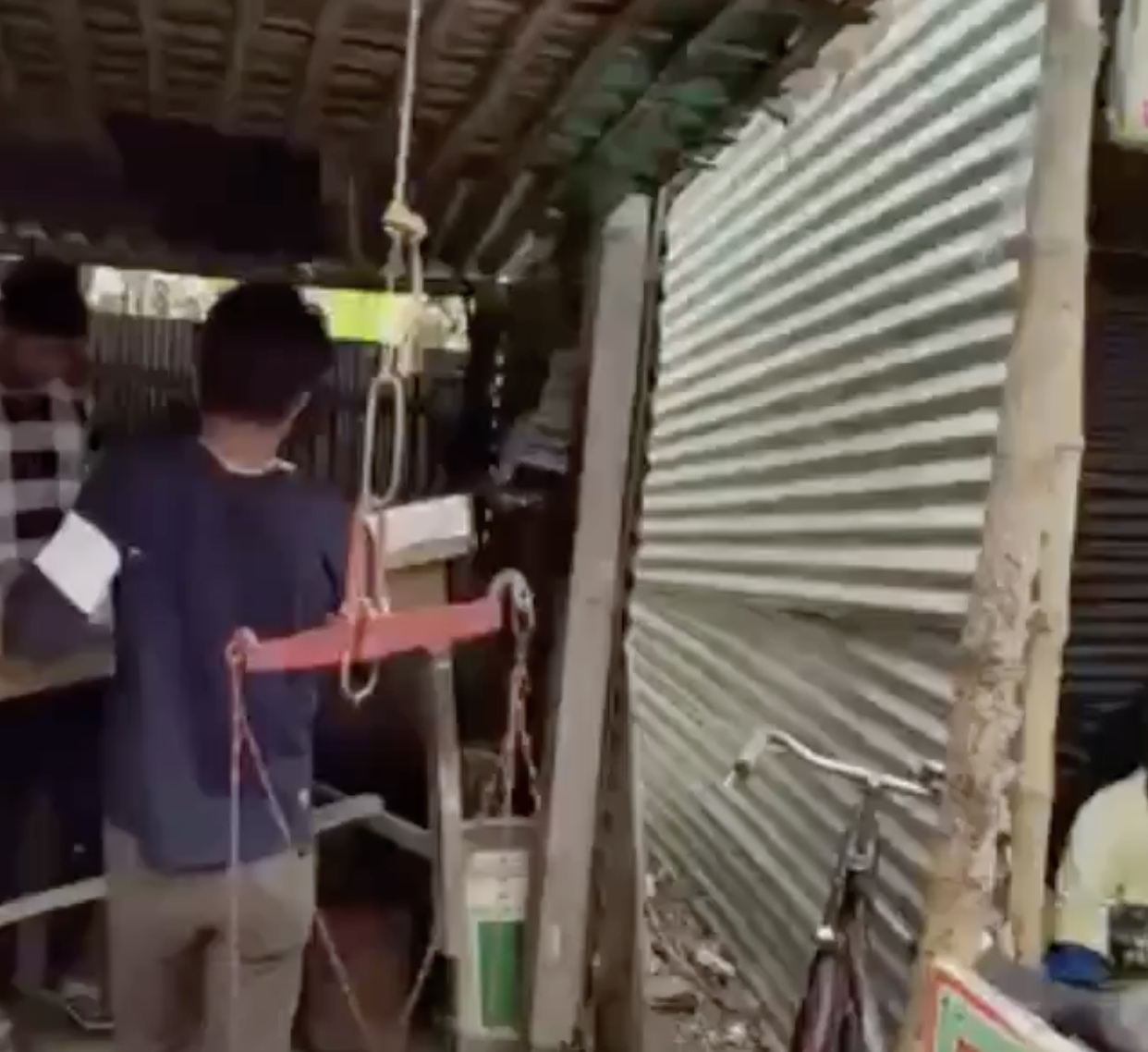 Hindu Nationalists Harass Muslim Meat Shop Owner, Force Closure During Shivratri