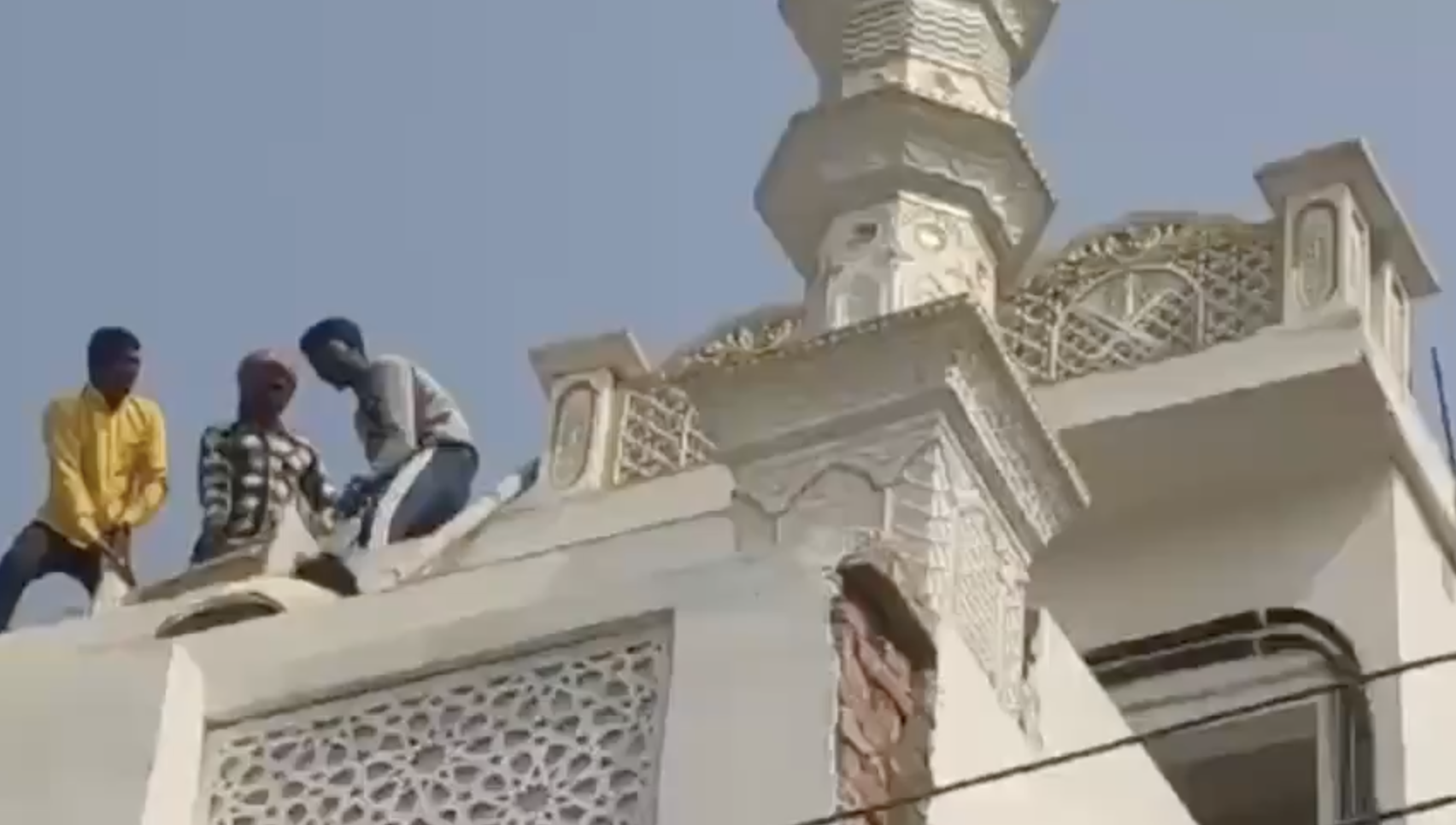 Authorities Order Partial Demolition of Abu Huraira Masjid, Citing Illegal Construction