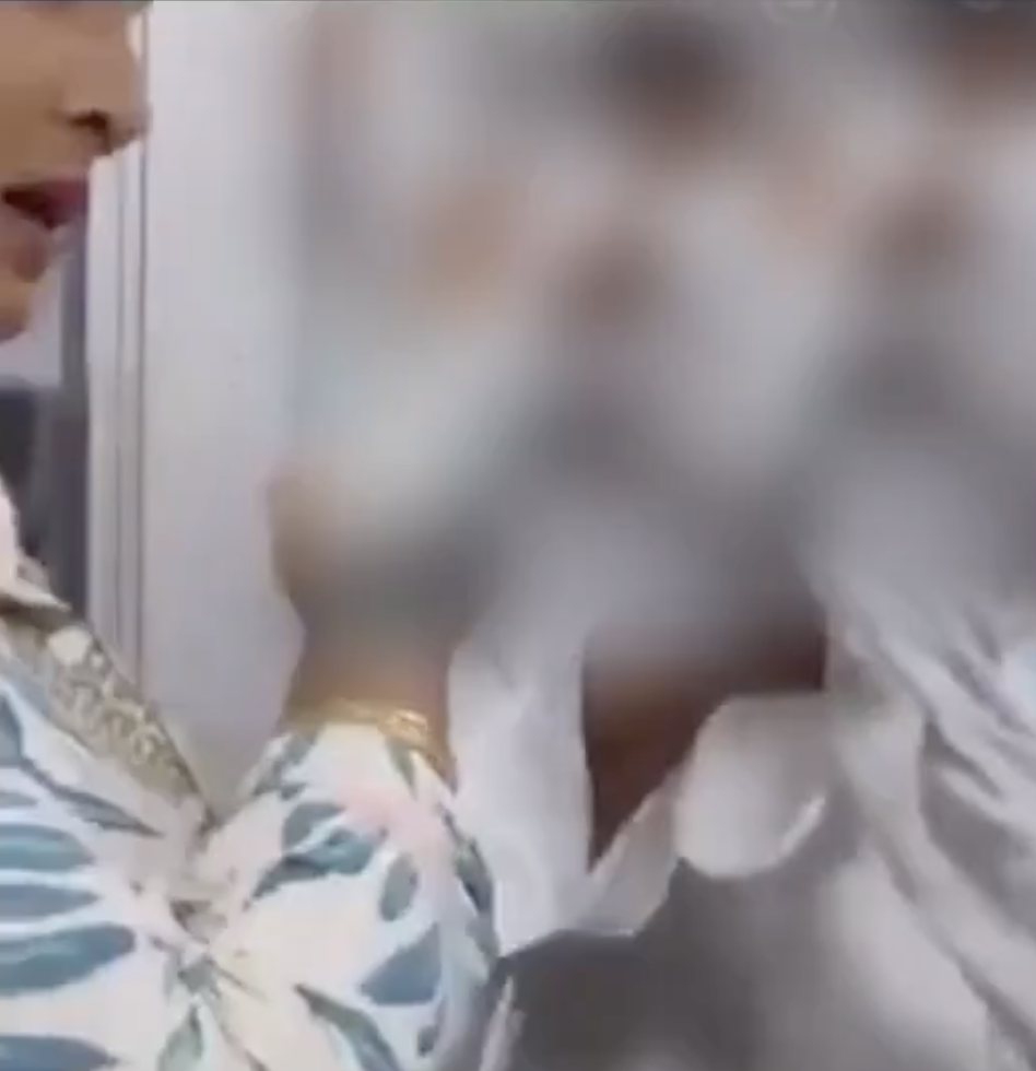 Muslim Cleric Harassed and Assaulted on Train by Far-Right Passengers, Video of Attack Goes Viral