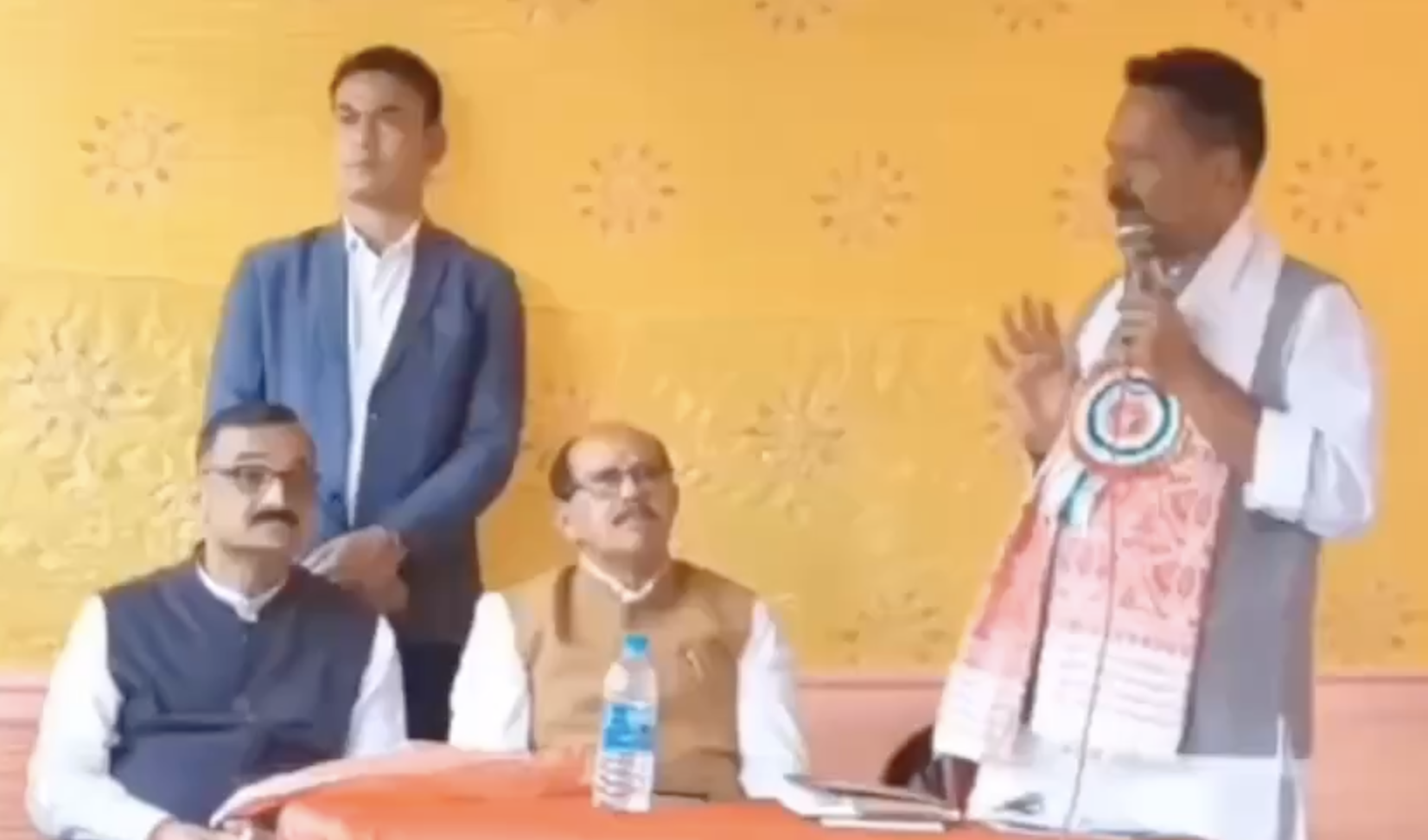 Assam Minister Ashok Singhal Calls for Banning ‘Miya’ Vendors, Declares Hatred for Them