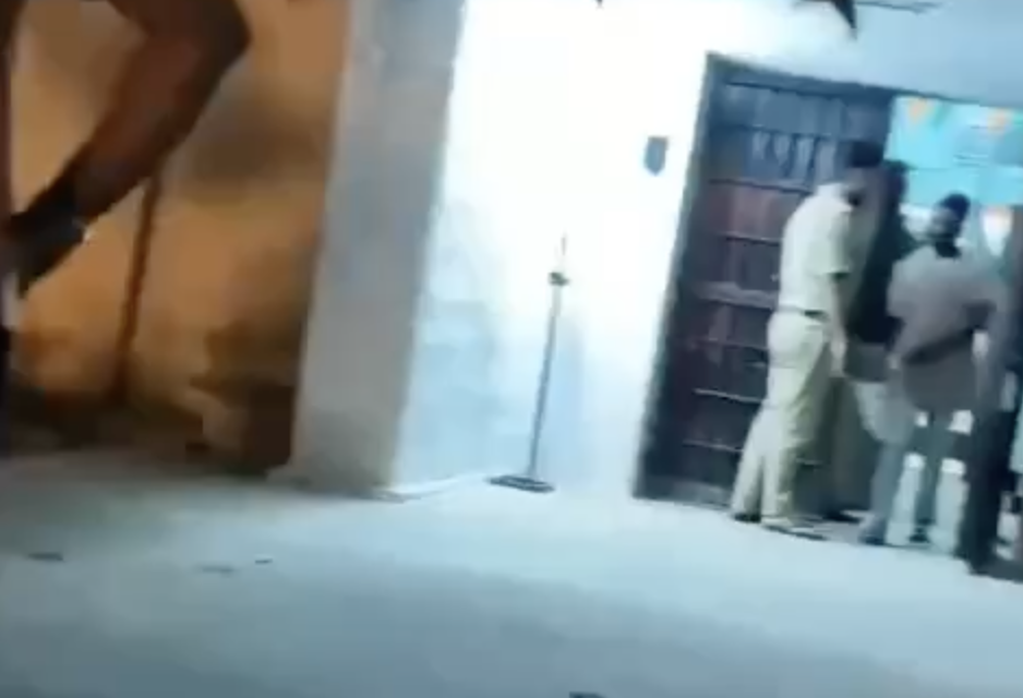 Cow Vigilantes Welcome Attack Accused With Garlands After Bail, Chant ‘Jai Shri Ram’