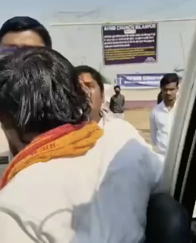 Hindu Nationalists Attempt to Raid Christian Prayer Meeting, Accuse Police of Protecting Conversions