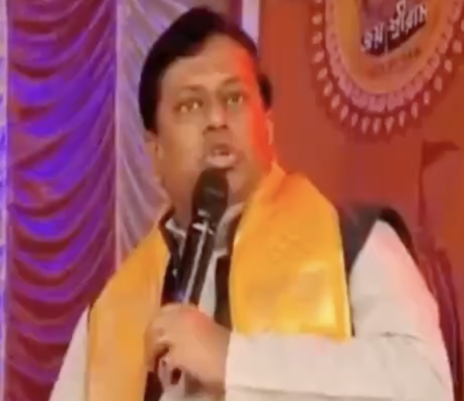 Union Minister Urges Hindus to Take Up Arms, Targets Muslim Leaders