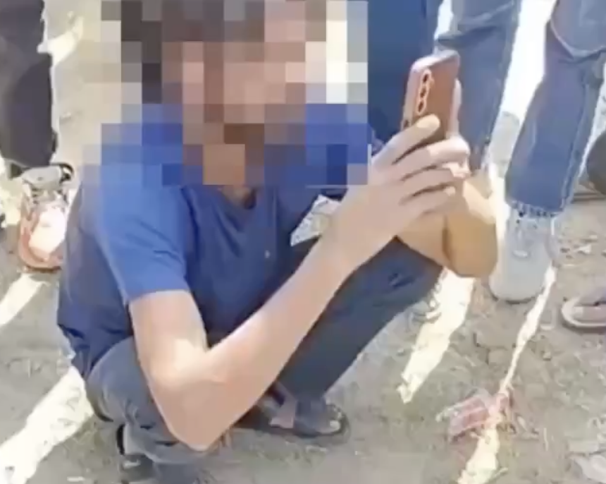 Cow Vigilantes Detain Drivers, Accuse Them of Cattle Smuggling