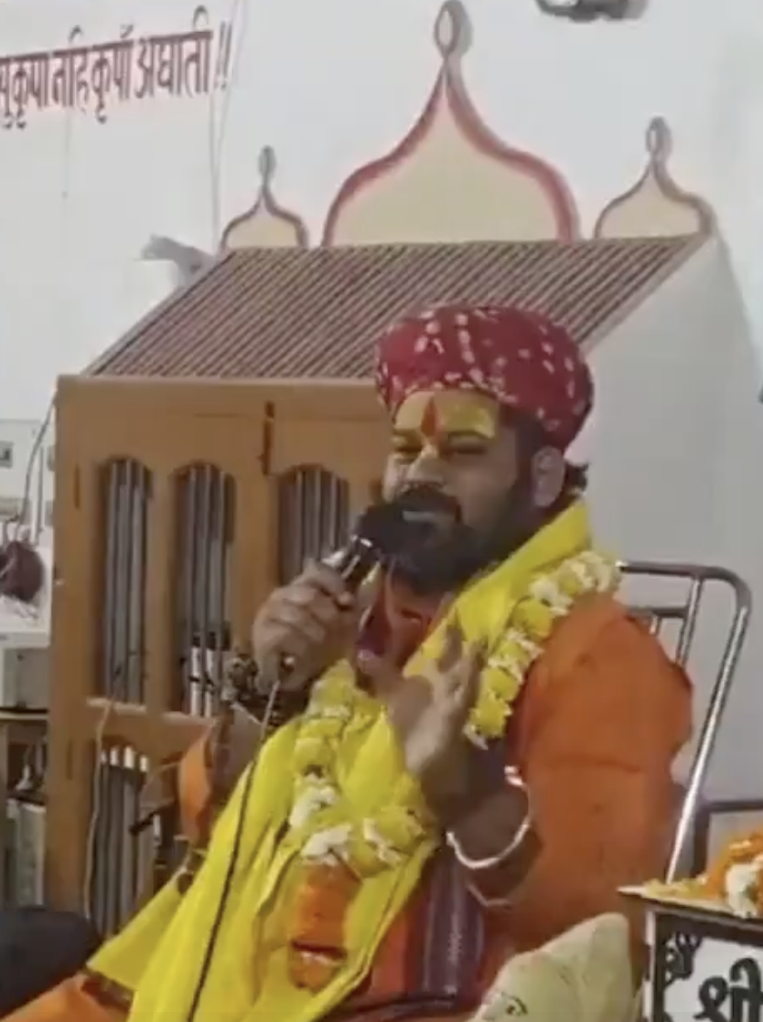 Raju Das Uses Slurs, Spreads ‘Love Jihad’ and Anti-Minority Narratives at Hindu Gathering