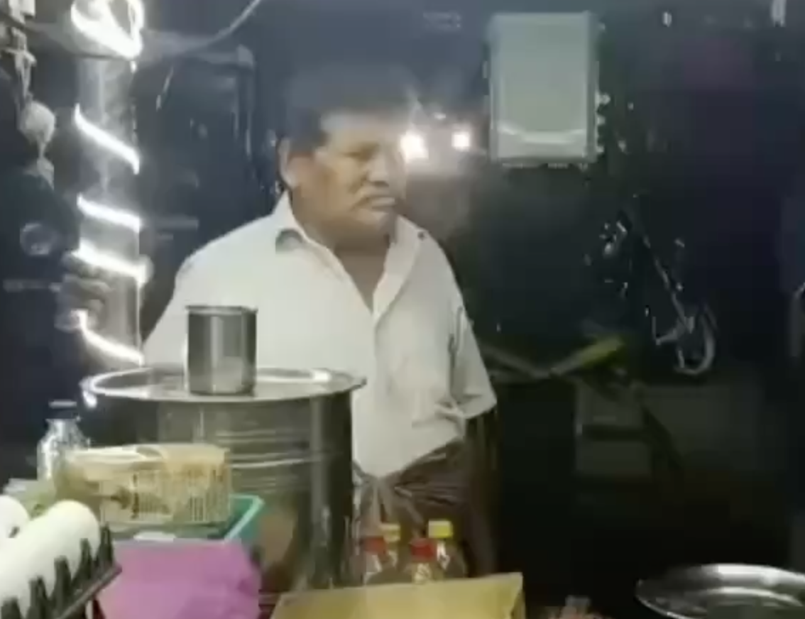 Bajrang Dal Forces Muslim Vendor to Shut Stall Near Temple and Display Saffron Flags