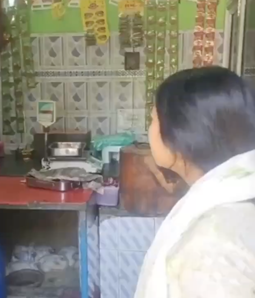 BJP Councillor Threatens Muslim Meat Shop Owner With Permanent Closure During Navratri