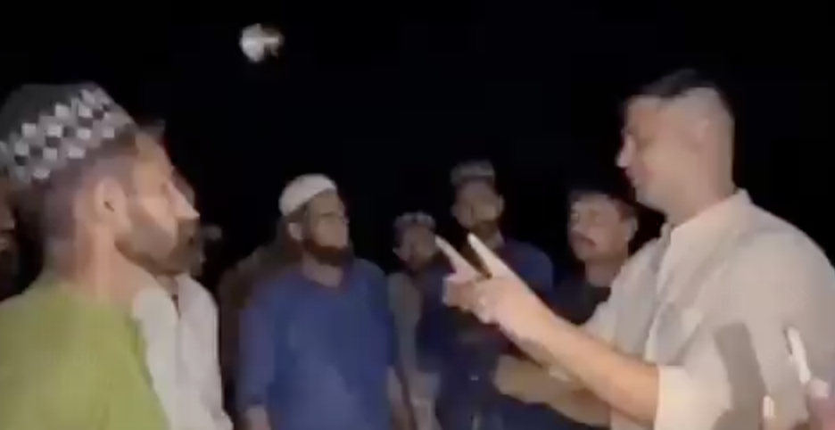 Hindu Jagran Manch Leader Orders Muslims to Leave Town Despite Valid ID, Issues Threats