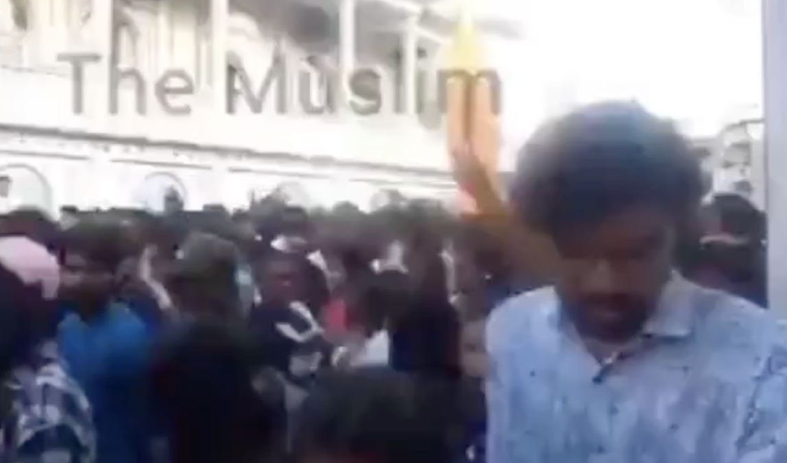Hindutva-Pop and Provocative Dancing Outside Minara Masjid During Ram Navami