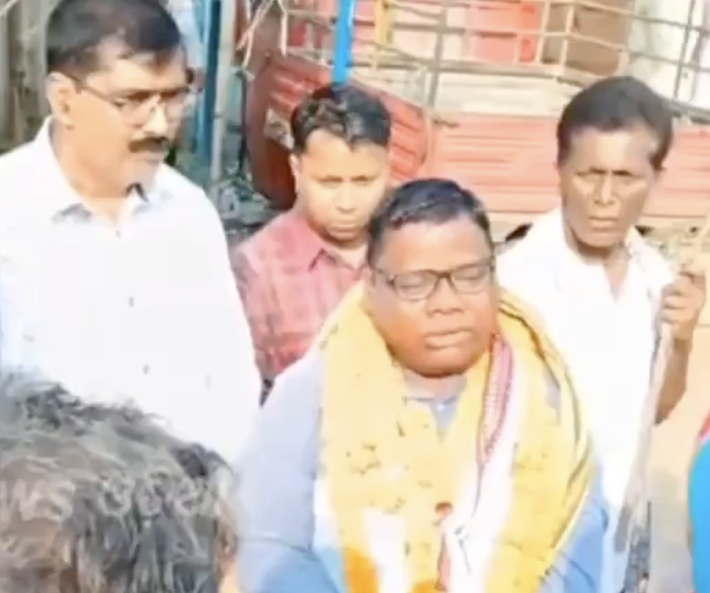 VHP Honours Convicted Missionary Killer Mahendra Hembram After Early Release