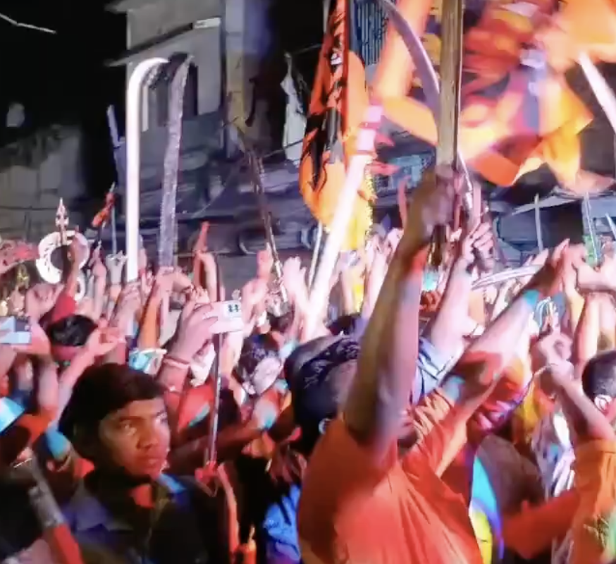 Weapons Brandished and Hindutva-Pop Played Outside Bari Masjid During Ram Navami Procession